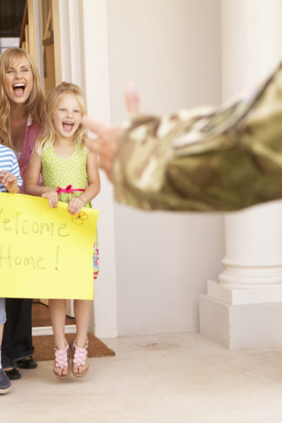 5 Essential Tips for Planning a Military Homecoming Party