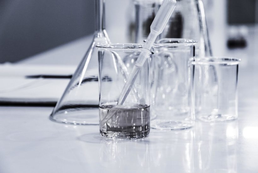 synthetic vs natural  organic cosmetic solutions