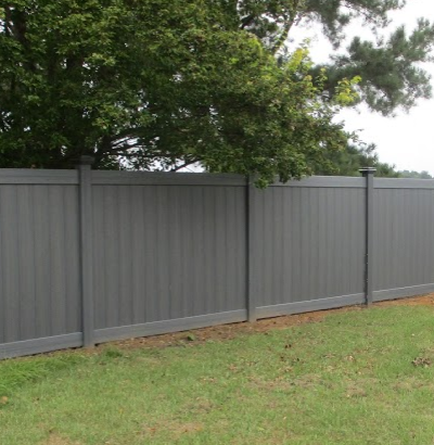 What Is the Best Paint Color for a Fence?