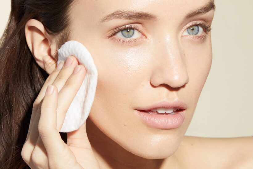 A Daily Skincare Routine for Beginners