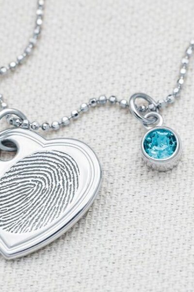 The Best Fingerprint Jewelry for Your Loved One