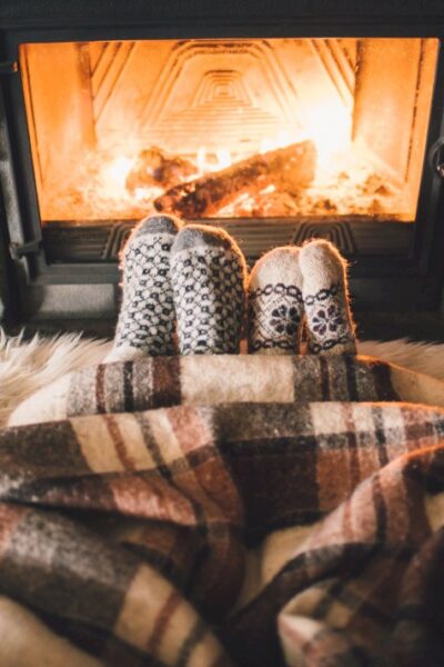 How to Make a Cozy Home for the Winter