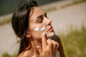 Kelln Small Discusses the Viral Skincare Trends that Actually Work